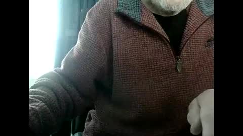 elfyonee online show from December 29, 2024, 8:44 am