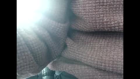 elfyonee online show from January 11, 2025, 12:50 pm