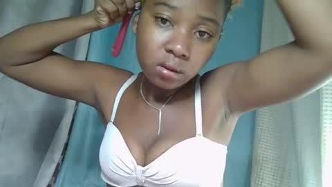 elia011 online show from February 23, 2025, 1:35 am