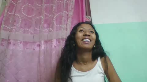 eliah193653 online show from April 27, 2026, 5:49 am