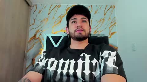 Snapshot of eliankeiser chatting on June 3, 2026, 5:51 pm Elian online show from June 3, 2026, 5:51 pm