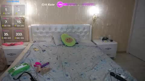 Luna online show from August 5, 2026, 11:50 pm