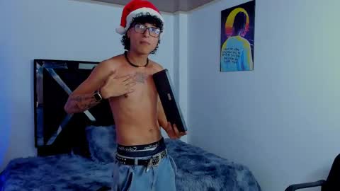 Elias Ferragamo online show from December 17, 2025, 3:23 am