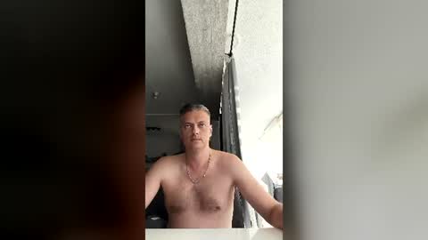 eliassxxx online show from August 1, 2026, 6:12 am