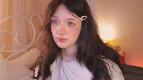 Snapshot of eliejay chatting on October 8, 2025, 5:27 am Ellie online show from October 8, 2025, 5:27 am