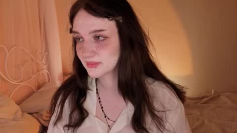 Snapshot of eliejay chatting on October 19, 2025, 5:30 am Ellie online show from October 19, 2025, 5:30 am