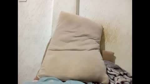 elimposstor online show from September 20, 2025, 2:40 pm