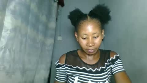 elina981 online show from February 3, 2026, 7:08 pm