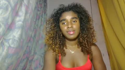 elina981 online show from April 28, 2026, 12:43 pm