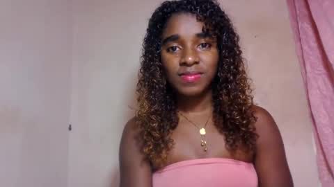 elina981 online show from May 28, 2026, 9:06 am