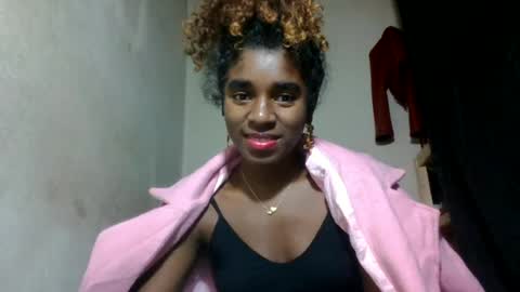 elina981 online show from July 4, 2026, 12:44 pm