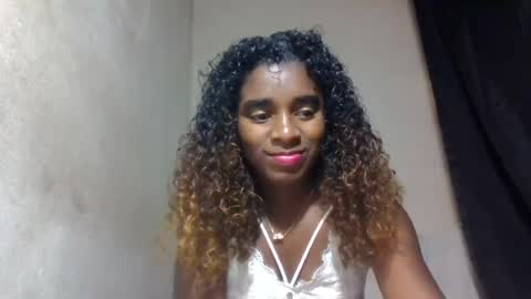 elina981 online show from July 28, 2026, 7:37 am