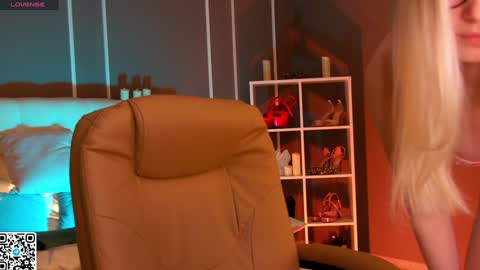 Elina online show from February 7, 2025, 1:04 am