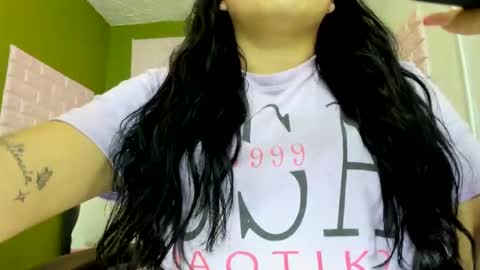 Snapshot of elinaax chatting on October 2, 2025, 12:17 am Elina  online show from October 2, 2025, 12:17 am