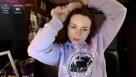 Snapshot of elinalaverins chatting on July 5, 2026, 3:34 am Elina online show from July 5, 2026, 3:34 am