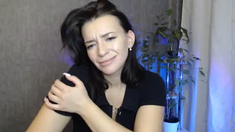 Snapshot of elinapretty chatting on January 24, 2025, 3:22 am Elina online show from January 24, 2025, 3:22 am