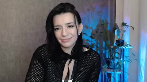 Snapshot of elinapretty chatting on February 19, 2025, 12:35 am Elina online show from February 19, 2025, 12:35 am