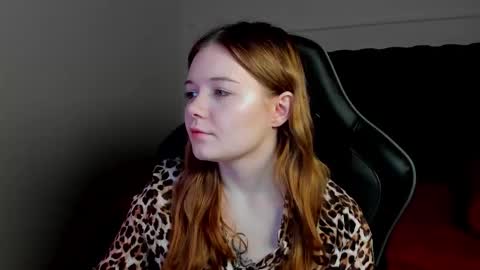 elinavale online show from March 14, 2026, 5:13 am