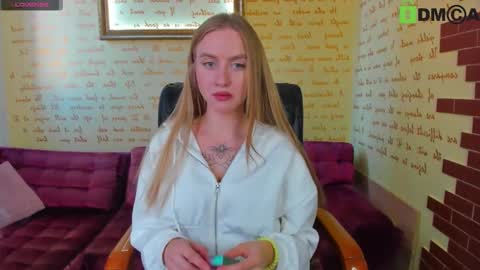 Snapshot of elinor_faith chatting on September 21, 2025, 2:29 pm elinor_faith online show from September 21, 2025, 2:29 pm