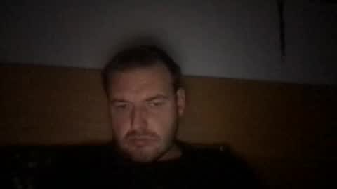 Snapshot of eliot26 chatting on September 21, 2025, 9:49 pm e26 online show from September 21, 2025, 9:49 pm