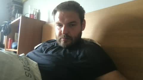 Snapshot of eliot26 chatting on July 22, 2026, 10:29 am e26 online show from July 22, 2026, 10:29 am