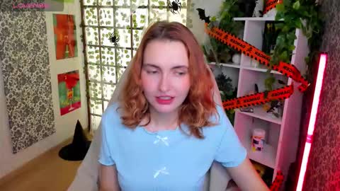 Elis  online show from November 3, 2025, 2:02 am