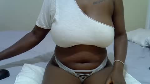 lisathegoddess online show from December 4, 2024, 5:27 am