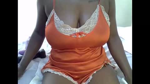 lisathegoddess online show from March 2, 2025, 11:29 am