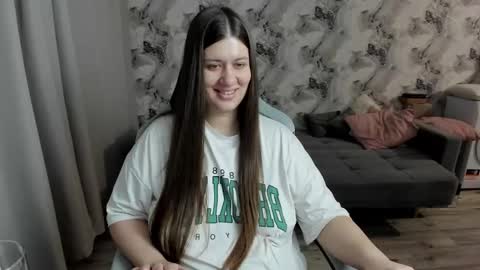 Snapshot of elisa_kollin chatting on February 14, 2026, 1:41 pm Aletta Oushen online show from February 14, 2026, 1:41 pm