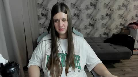 Snapshot of elisa_kollin chatting on February 24, 2026, 12:36 pm Aletta Oushen online show from February 24, 2026, 12:36 pm