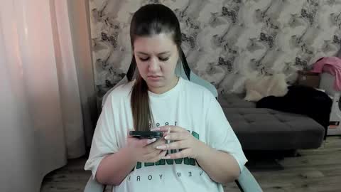 Snapshot of elisa_kollin chatting on February 25, 2026, 11:31 am Aletta Oushen online show from February 25, 2026, 11:31 am