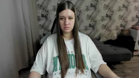 Snapshot of elisa_kollin chatting on February 28, 2026, 12:06 pm Aletta Oushen online show from February 28, 2026, 12:06 pm