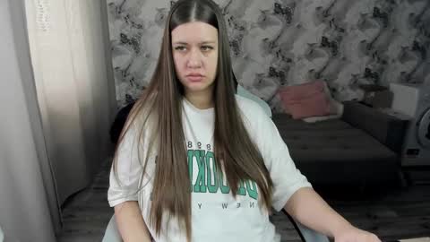 Snapshot of elisa_kollin chatting on March 16, 2026, 9:35 am Aletta Oushen online show from March 16, 2026, 9:35 am