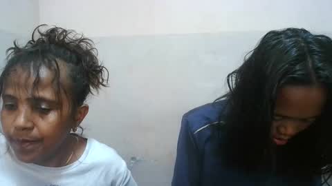 elisabet88 online show from October 13, 2025, 6:24 am