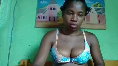 elisabeth2525 online show from January 5, 2025, 10:29 pm