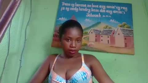 elisabeth2525 online show from January 12, 2025, 6:27 pm