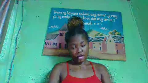 elisabeth2525 online show from January 15, 2025, 12:36 pm