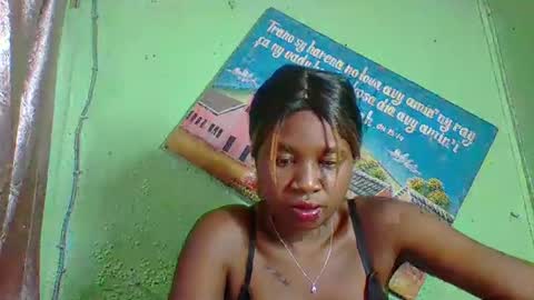 elisabeth2525 online show from January 19, 2025, 2:49 pm