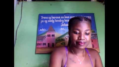 elisabeth2525 online show from February 1, 2025, 2:45 pm