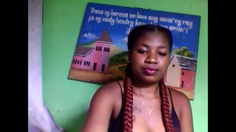 elisabeth2525 online show from February 4, 2025, 7:11 pm