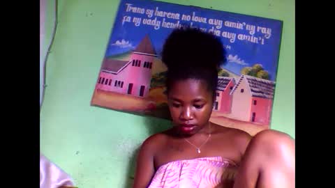 elisabeth2525 online show from February 6, 2025, 8:07 am