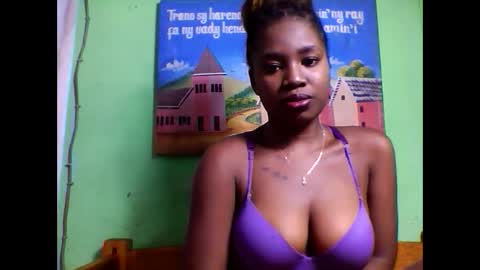 elisabeth2525 online show from February 10, 2025, 9:58 am