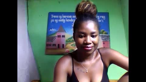 elisabeth2525 online show from February 11, 2025, 3:51 pm