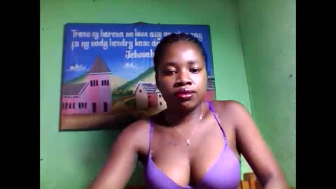 elisabeth2525 online show from February 14, 2025, 2:28 am