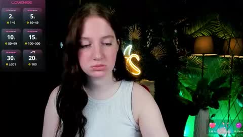 your sweet Lisa online show from March 23, 2026, 3:43 am