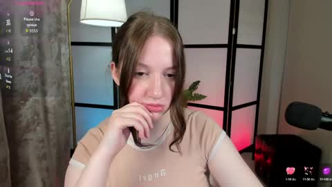 your sweet Lisa online show from May 5, 2026, 4:09 am