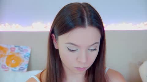 Snapshot of elisabethdavis chatting on February 25, 2025, 3:27 pm ElisabethDavis online show from February 25, 2025, 3:27 pm