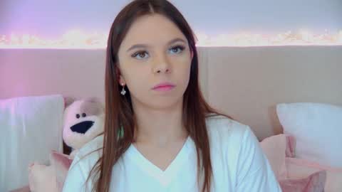 Snapshot of elisabethdavis chatting on March 7, 2025, 8:44 pm ElisabethDavis online show from March 7, 2025, 8:44 pm