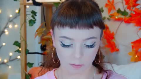 Snapshot of elisabethdavis chatting on October 11, 2025, 5:00 pm ElisabethDavis online show from October 11, 2025, 5:00 pm