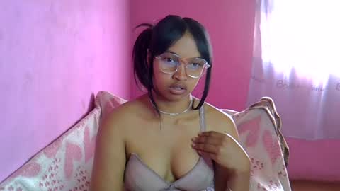 elisah01 online show from July 29, 2026, 5:38 am